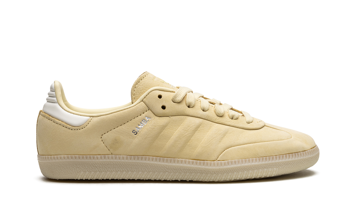 Samba "Almost Yellow" IE4955